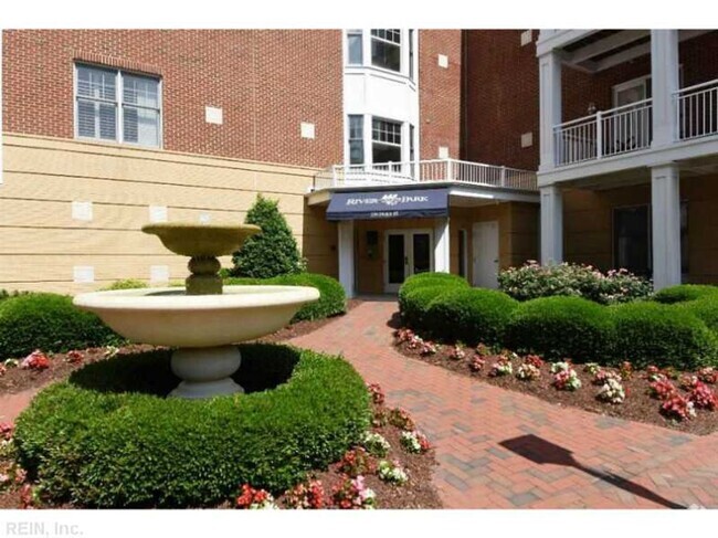 Building Photo - Freemason Unit 104 Rental