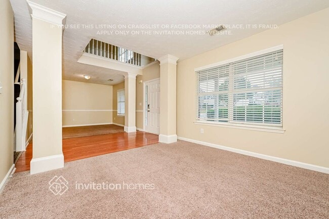 Photo - 360 Hazelhurst Dr