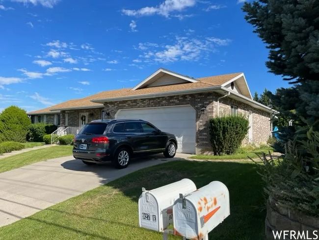 Photo - 927 E 200 S St Rental