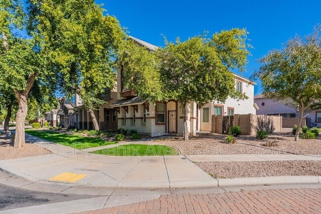 Photo - 2189 S Sanders Dr