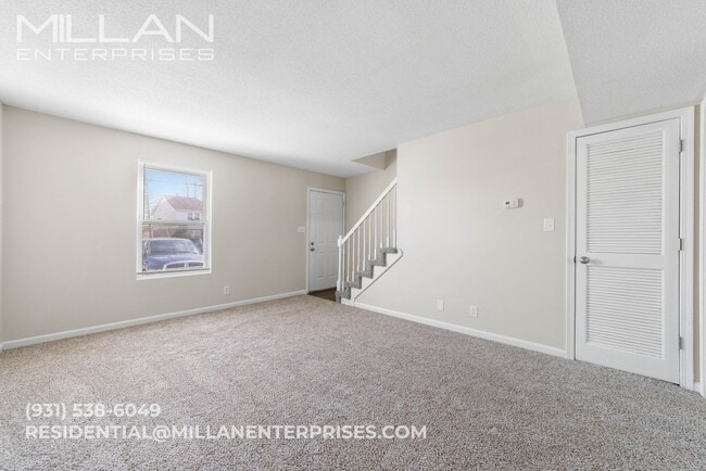 Photo - 510 Hietts Lane