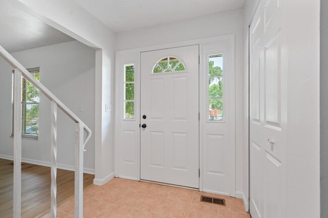 Photo - 5420 Split Rock Dr