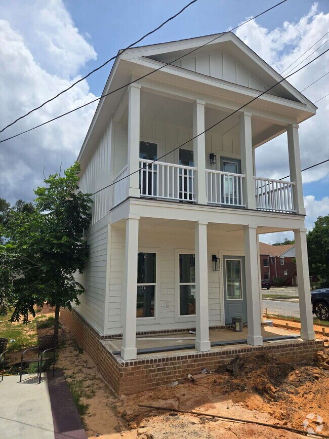 Building Photo - New Construction, 3 bed 3 bath near downtown! Rental