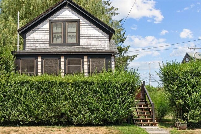 75 Garfield St