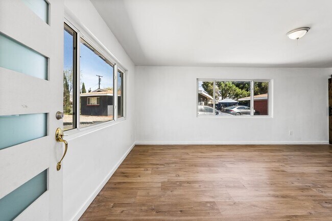 Photo - 442 Lightcap St