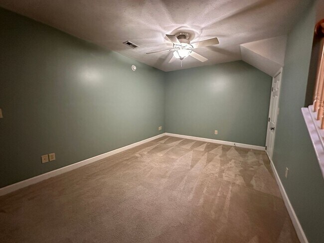 Photo - 1925 Buttonwood Ct