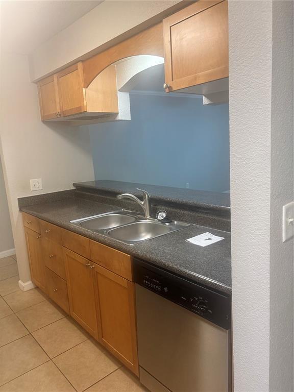10100 Sailwinds Blvd N Unit 206
