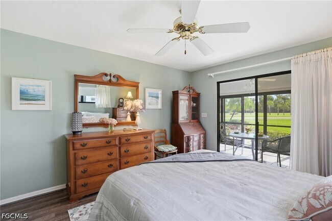 Building Photo - 5905 Trailwinds Dr Unit 816