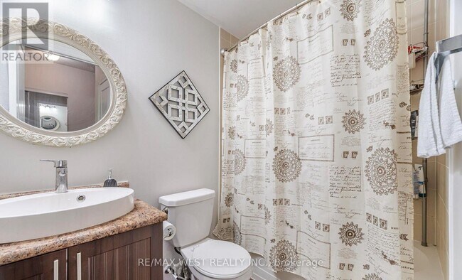 Photo - 570 Lolita Gardens Unit 209