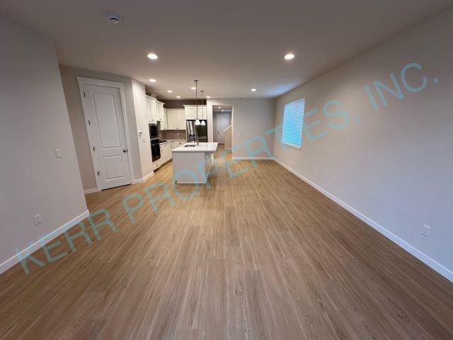 Photo - Charming 3-Bedroom Retreat with 2.5 Baths in Serene Happy Valley Locale!