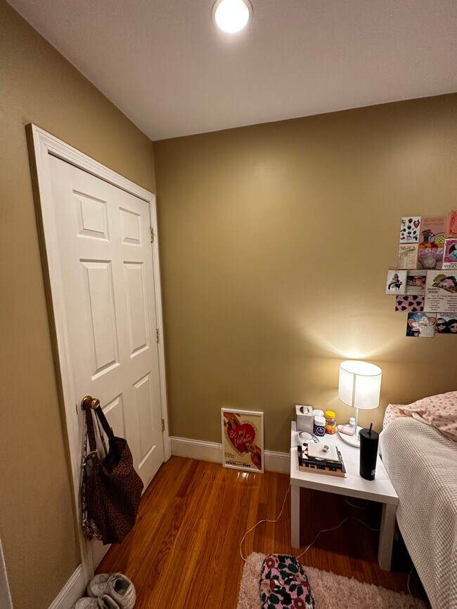 Photo - 60 Egmont St Unit 2