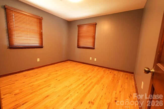 Photo - 5501 Biederbeck Dr