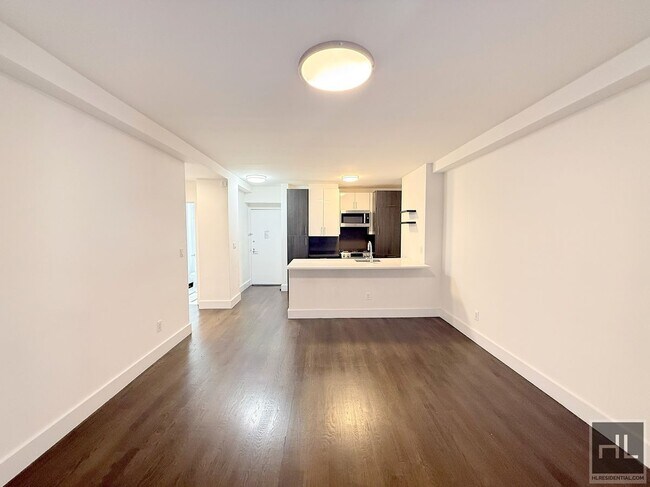 RENT STABILIZED | 2 BED 2BATH | 1036 SQFT | WEST END AVENUE