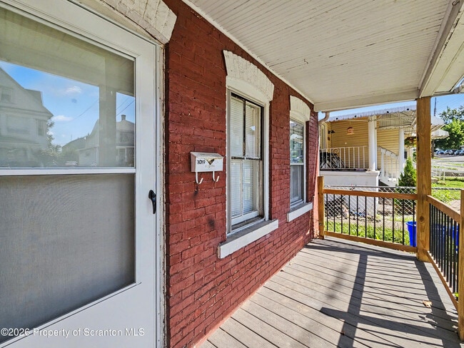 Photo - 1019 N Irving Ave
