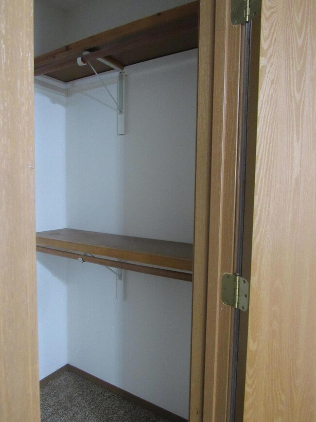 732 W Downing St Rental House Rental in Springfield, MO