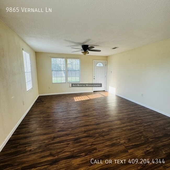 Photo - 9865 Vernall Ln