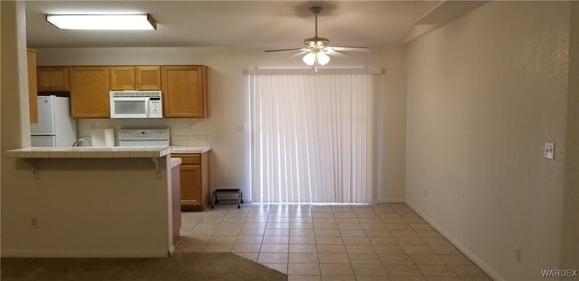 Photo - 870 Florence Ave