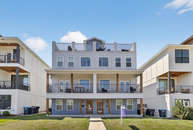 3204 Forest Park Blvd Unit 3206