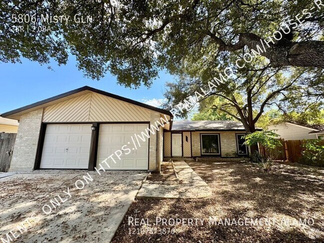 Building Photo - AVAILABLE NOW! Beautiful 3-Bedroom REMODEL... Rental