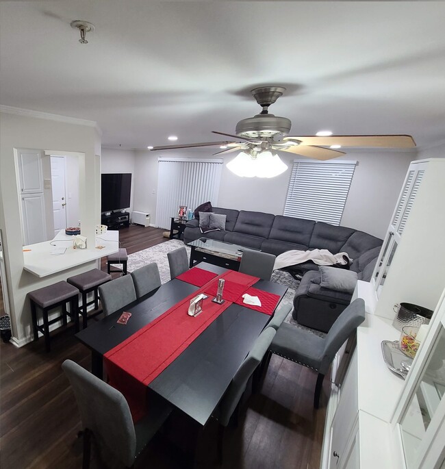 Vivienda de concepto abierto 2 - 44 Ridgedale Ave