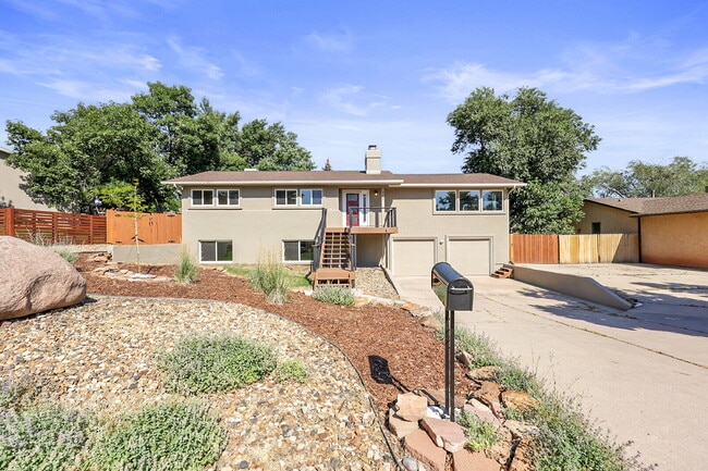 $3,750, 4-Bed, 3-Bath Updated Home in Mani... - $3,750, 4-Bed, 3-Bath Updated Home in Mani...