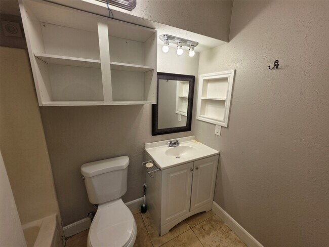 Photo - 22543 Market Square Ln