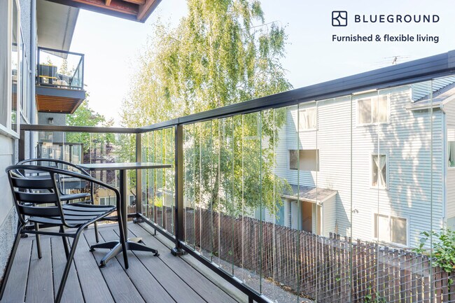 Photo - 3811 13th Ave W Unidad FL-1-ID899