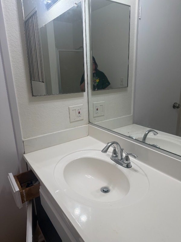 Photo - 13606 Cerise Ave Unidad B