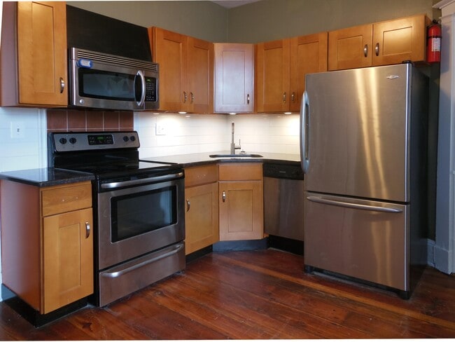 Photo - 421 Fairmount Ave Unit 3F