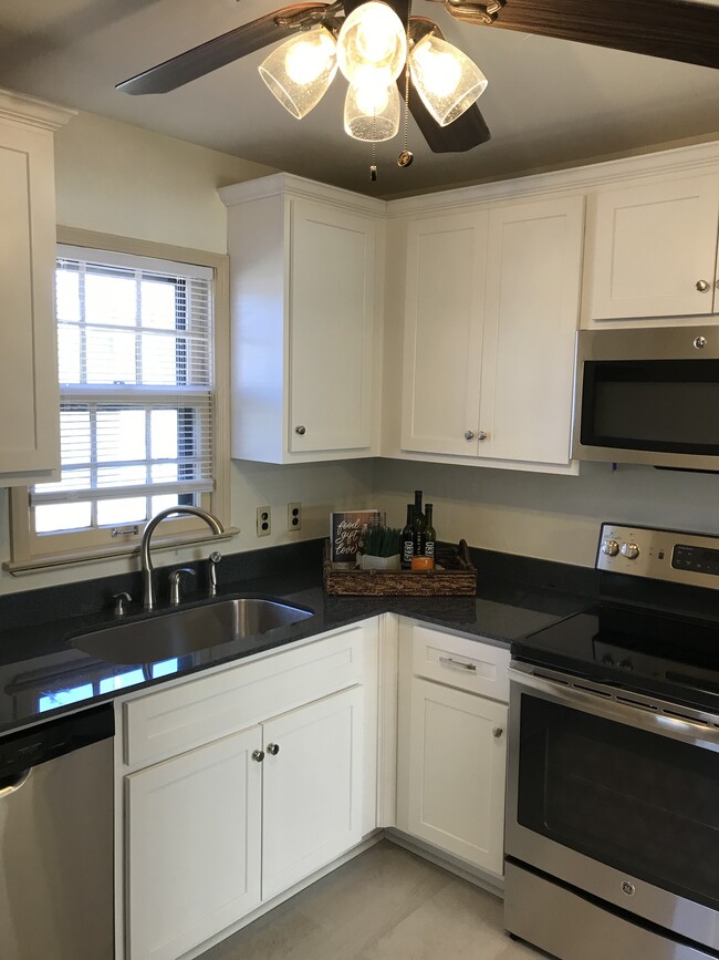 Photo - 2229 Churchill Pl