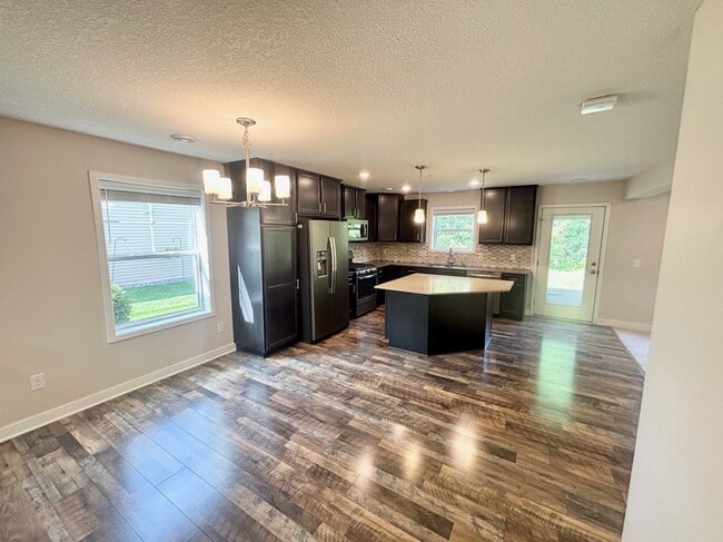 Photo - 19488 Tamarack Pt