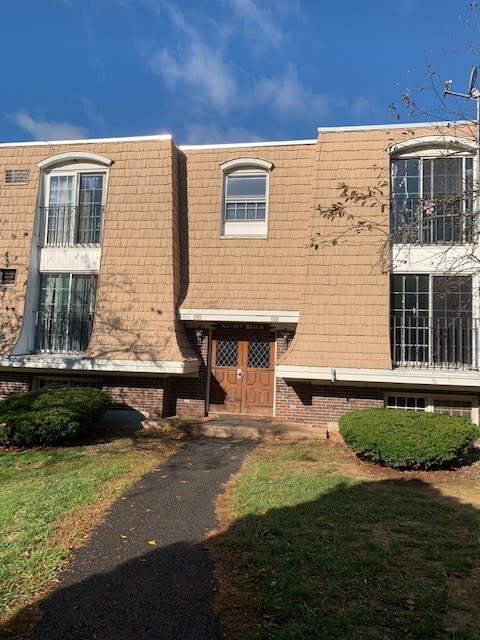 Building Photo - 161 Downey Dr Unit C-1