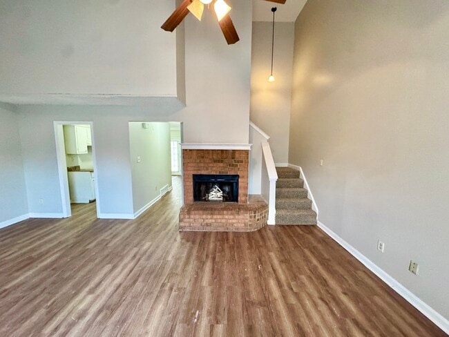 Photo - 4136 Garden Birch Cove