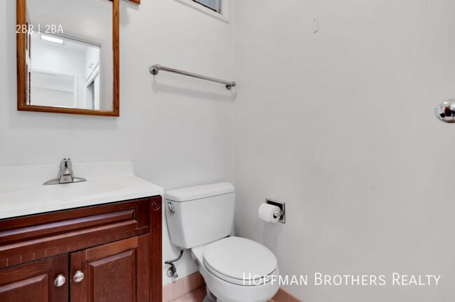 Photo - 218 S Gale Dr Unit 6