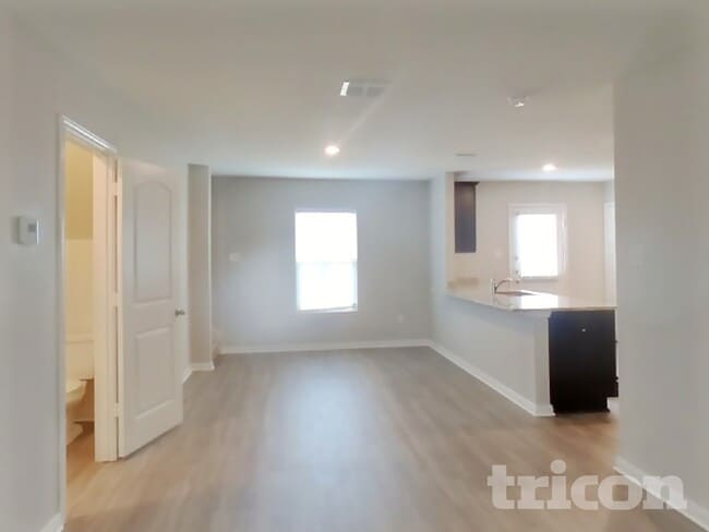 Photo - 12045 Latour Vly