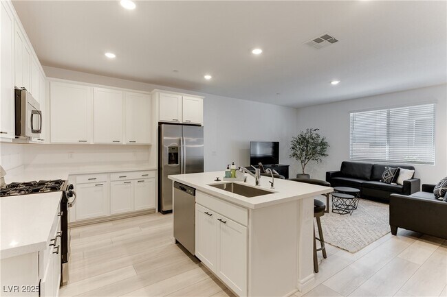 Building Photo - 1539 Eva Xing Pl Rental