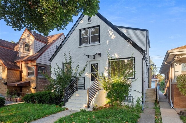Building Photo - 1335 Marengo Ave