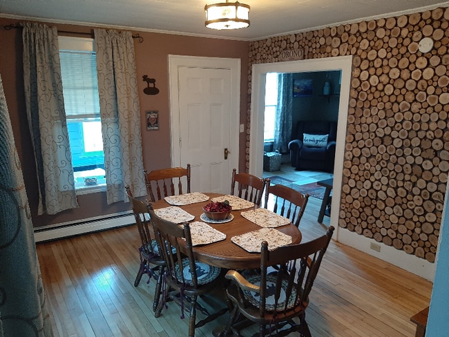 Photo - 164 Court St