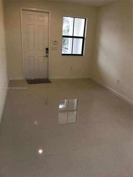 Photo - 8806 NW 103rd Ave