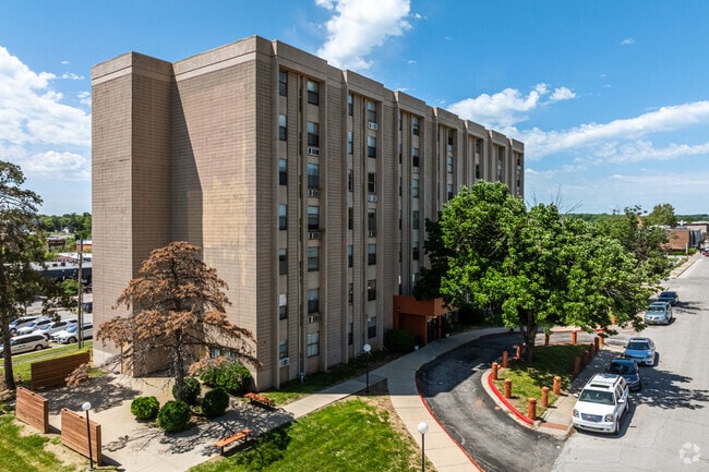 Riverview Apartments - Riverview Apartments