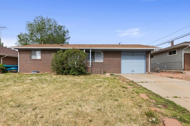 Building Photo - 2853 15th Ave Ct
