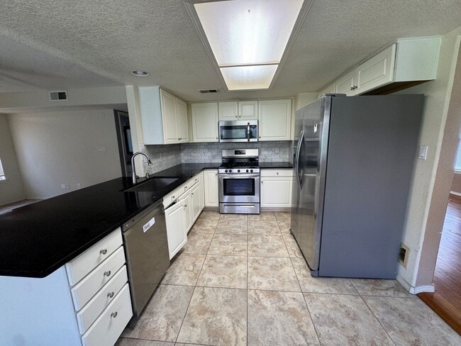 Photo - Foothills 2-Story in Vista Del Mundo!
