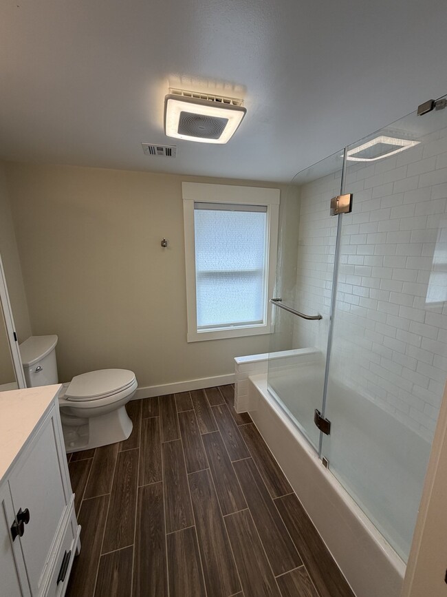 150 W Jersey St