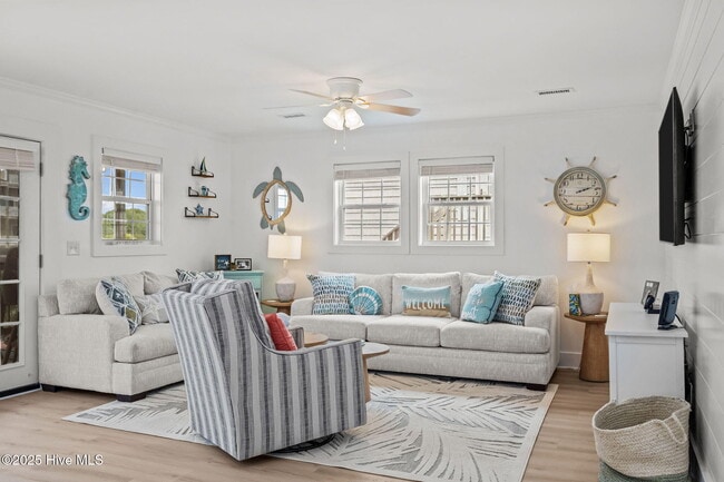 Photo - 2660 Island Dr