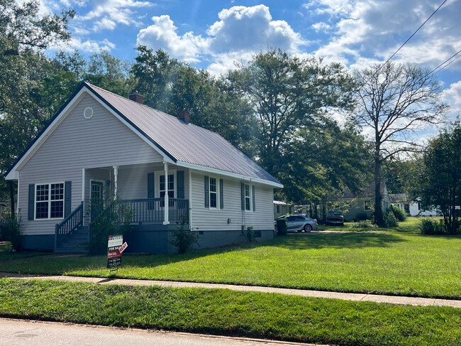 Photo - 601 Askew Ave