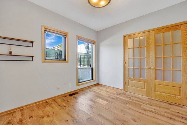 Photo - 711 S Ashland Ave Unidad G