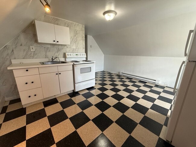 Building Photo - 273 Merrimack St Unit 273-3 Merrimack