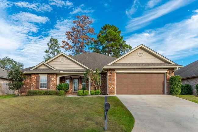 Building Photo - Beautiful 4 Bed / 2.5 Bath Home in Duggan ...