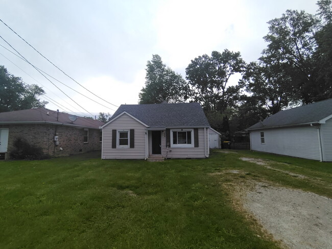 Building Photo - 608 Ellenhurst Dr