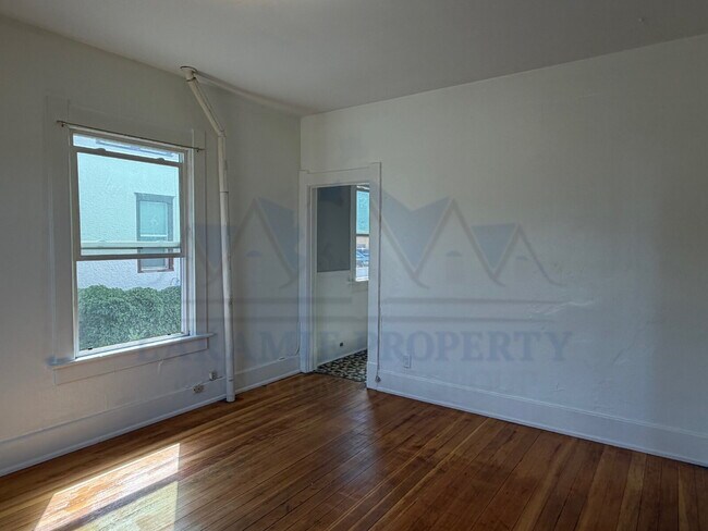 1 Bedroom 1 Bathroom Apartment